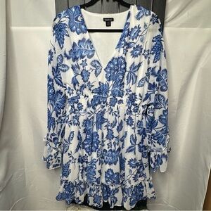 Boohoo White and Blue Floral dress